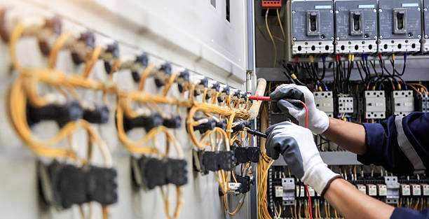 Professional Electrician technician working in Portland, MI